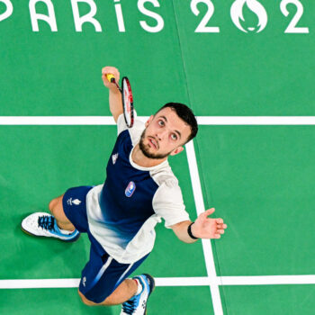 Jeux Paralympiques de Paris 2024 : Charles Noakes remporte l’or en para-badminton