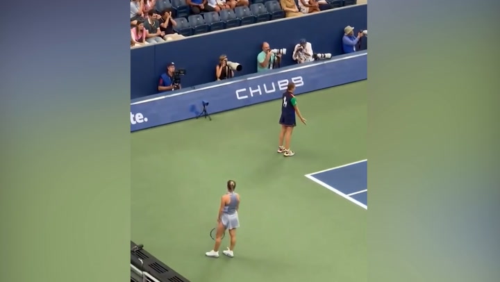 US Open tennis star booed while ignoring ball girl