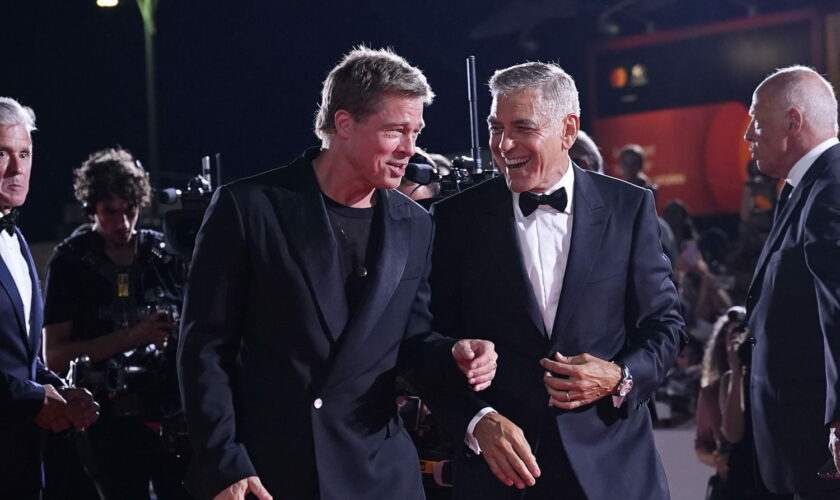 Mostra de Venise : complices, George Clooney et Brad Pitt font le show