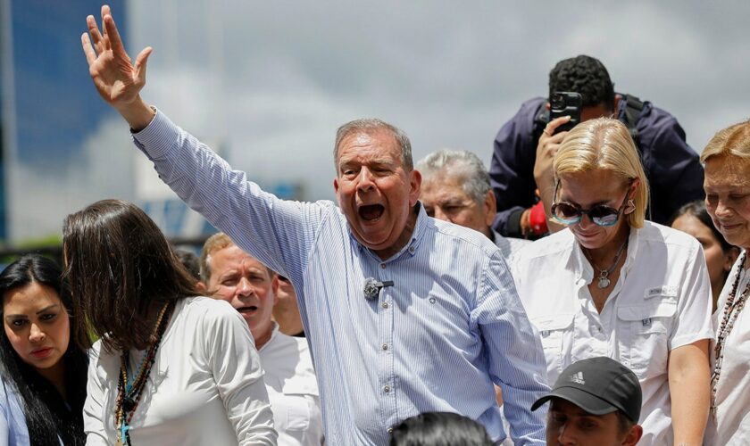 Venezuelan prosecutor seeks arrest warrant for opposition's former presidential candidate