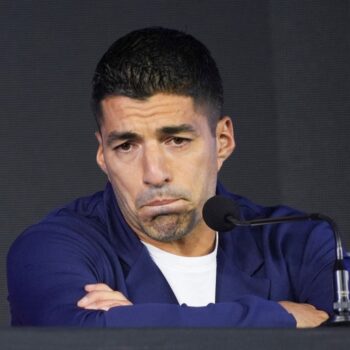 Luis Suarez announces final Uruguay match in tearful press conference