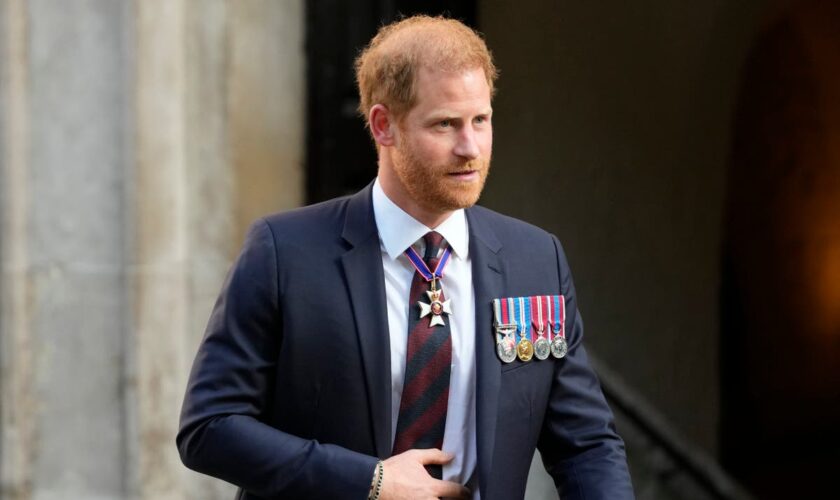 Royal family – news: Prince Harry responds to UK return rumours as Kate and William prepare for key mileston