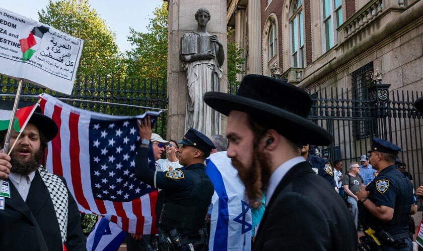 Jewish Americans take self-defense precautions before holidays amid rising antisemitism