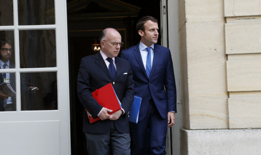 En pariant sur Bernard Cazeneuve comme option de gauche pour Matignon, Emmanuel Macron fait un pari risqué