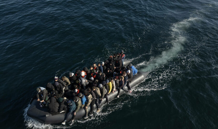 Naufrage dans la Manche : au moins douze migrants sont morts lors d’une tentative de traversée près de Boulogne-sur-Mer