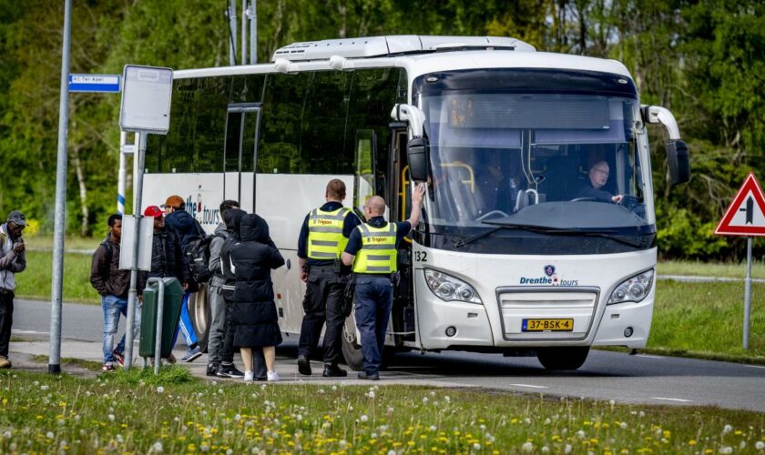 Niederlande streicht abgelehnten Asylbewerbern „Bett, Bad und Brot“