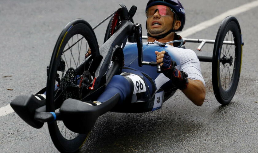 EN DIRECT - Jeux paralympiques 2024 : Florent Jouanny décroche l’or en handbike