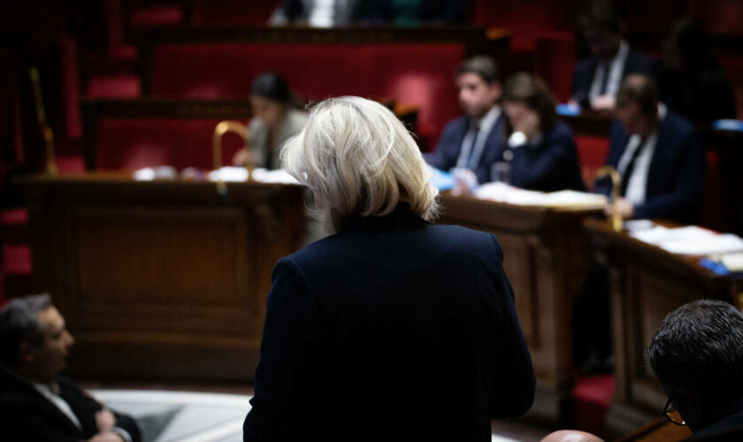 Michel Barnier à Matignon : Marine Le Pen desserre un peu son étau