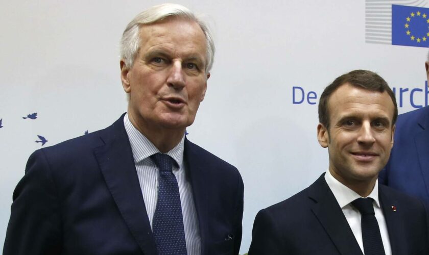 « Arrogant », « fébrile », « seul »… Quand Michel Barnier s’en prenait à Emmanuel Macron