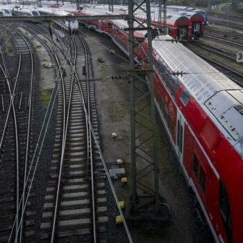 Technische Störung bei Deutscher Bahn: Bahnverkehr in der Mitte Deutschlands läuft wieder an