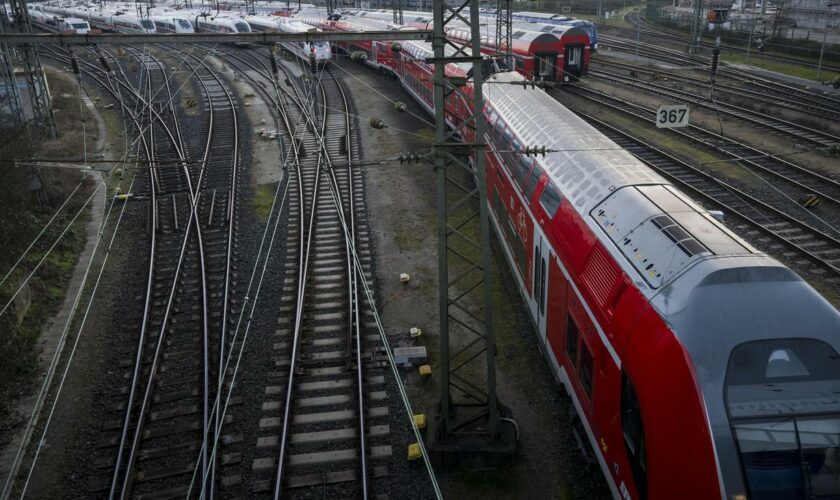 Technische Störung bei Deutscher Bahn: Bahnverkehr in der Mitte Deutschlands läuft wieder an