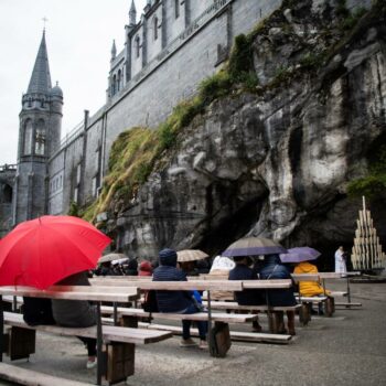 Inondations dans les Hautes-Pyrénées : le sanctuaire de Lourdes sous les eaux