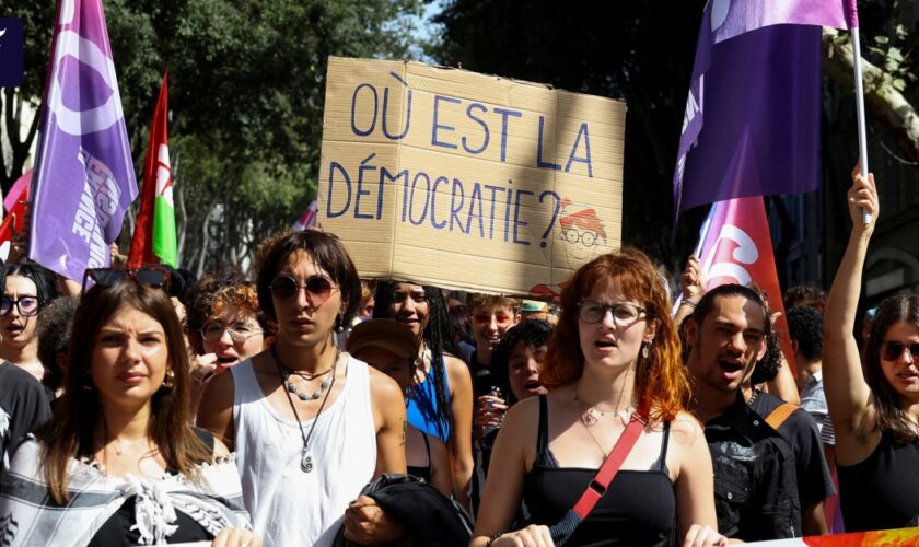 Massenproteste in Frankreich gegen neuen Premierminister Michel Barnier