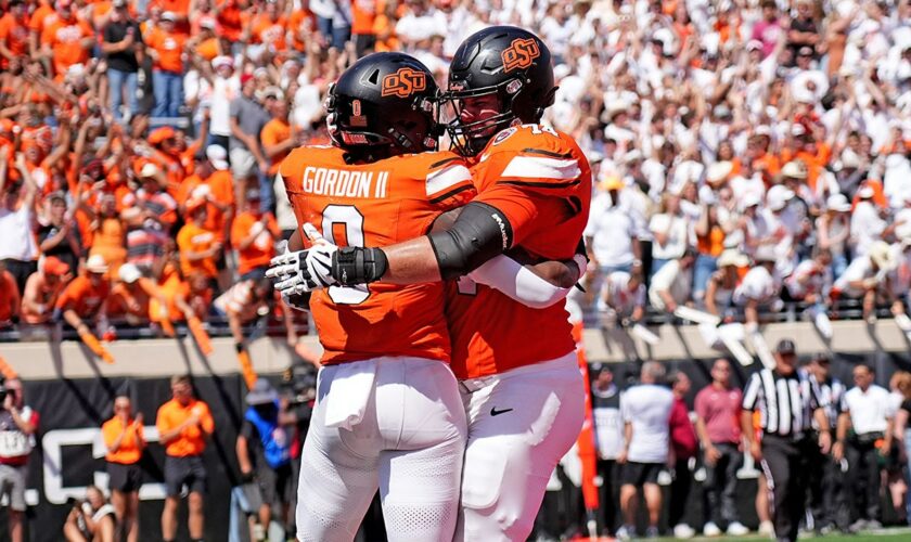 Oklahoma State hangs on in double overtime to avoid Arkansas upset