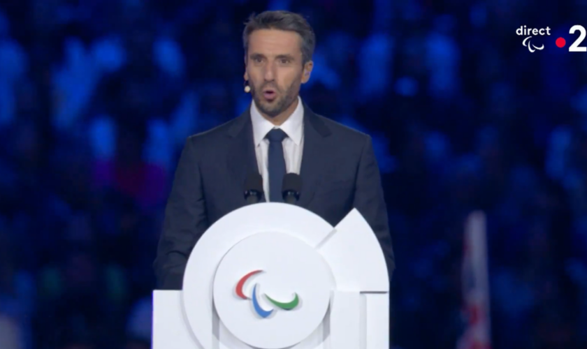 Tony Estanguet ovationné à la cérémonie de clôture des Jeux Paralympiques, contrairement à Emmanuel Macron