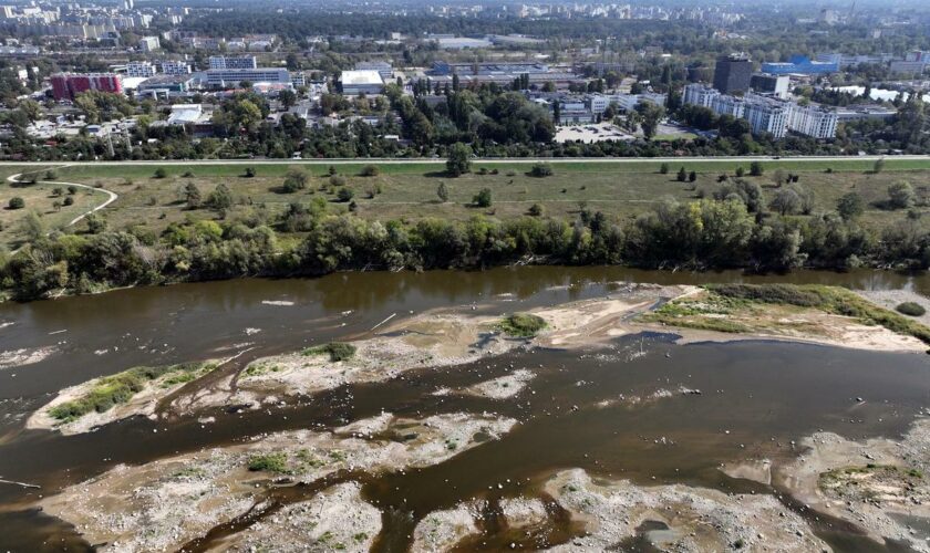 Dürre: Wasserstand der Weichsel in Warschau fällt auf Rekordtief