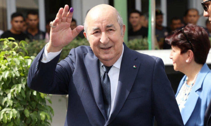 En Algérie, Tebboune réélu président avec “un score soviétique”