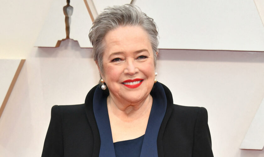 Kathy Bates, l’actrice de « Misery » et « Titanic », annonce prendre sa retraite à l’âge de 76 ans