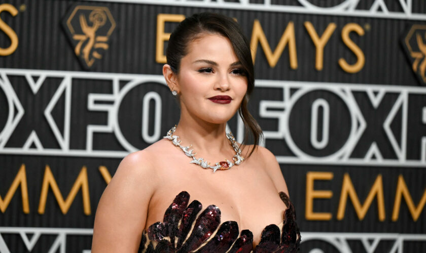 Selena Gomez se confie sur son rapport à la maternité, entre « deuil » et envie de fonder une famille