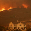 États-Unis : les incendies rasent des maisons près de Los Angeles