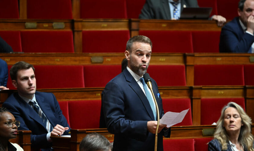 « Il faut peut-être encadrer, peut-être revoir » : la réforme de l’aide médicale d’Etat voulue par LR divise les macronistes