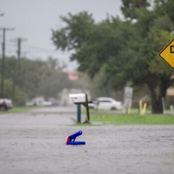 L'ouragan Francine s'abat sur la Louisiane et fait craindre des inondations