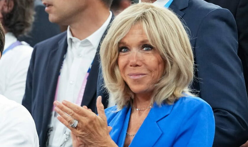 Brigitte Macron fait condamner deux femmes à lui verser 8000 euros