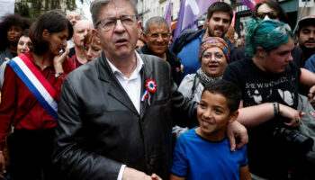 La gauche française aurait pu gouverner, elle a choisi de se chicaner