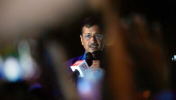 Arvind Kejriwal: Führender indischer Oppositionspolitiker kommt gegen Kaution frei