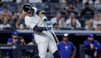 Aaron Judge sends Yankee Stadium into a frenzy after smashing huge grand slam vs. Red Sox