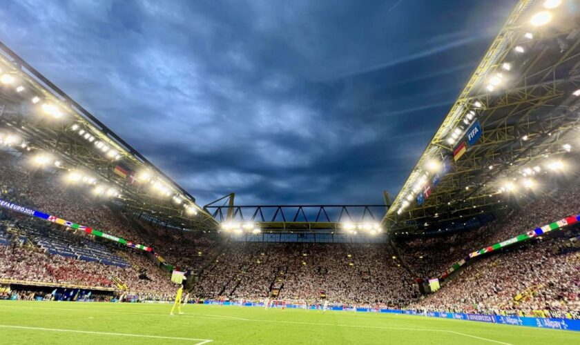 70 Tagessätze – Stadionkletterer von Dortmund zu Geldstrafe verurteilt