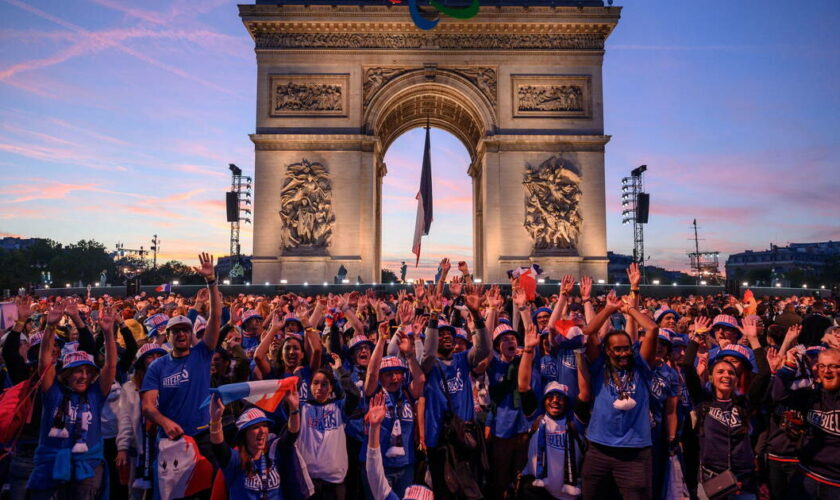 JO de Paris 2024 : les cinq moments forts à retenir de la parade des champions sur les Champs-Elysées