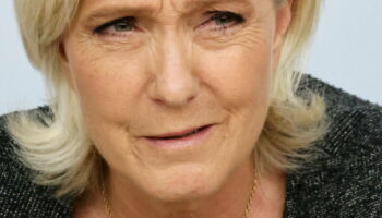 Marine Le Pen mise sur une nouvelle dissolution