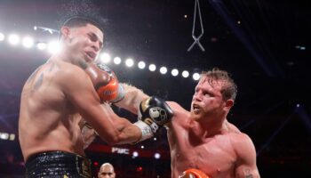 Canelo vs Berlanga LIVE: Boxing superstar Alvarez knocks down unbeaten challenger early