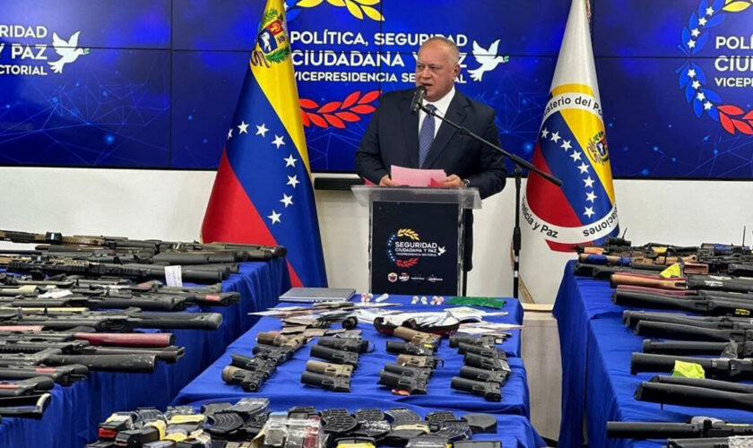 Venezuela : les autorités arrêtent six personnes accusées de complot, dont trois Américains