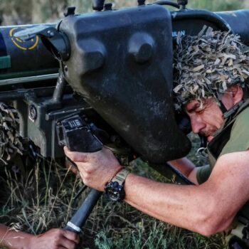 Ukrainian service members of the 33rd Separate Mechanised Brigade practice firing an anti-tank guided missile weapon system MILAN as they attend a military drill near a frontline, amid Russia's attack on Ukraine, in Donetsk region, Ukraine June 13, 2024. REUTERS/Alina Smutko