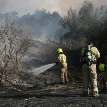 Un missile tiré par les rebelles yéménites tombe dans le centre d’Israël