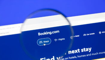 Vous avez reçu un message de Booking.com ? Ne cliquez pas, il s'agit probablement d'une arnaque