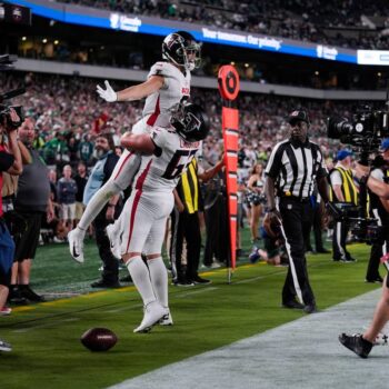 Flawless final drive propels Atlanta Falcons past Philadelphia Eagles 22-21