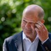 Kanzlerkandidatur: Olaf Scholz und Friedrich Merz in Umfrage gleichauf