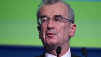 Le gouverneur de la Banque de France François Villeroy de Galhau s'exprime à Paris pour le "Climate Finance Day" le 26 octobre 2021