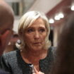 "Marine Le Pen empêchée pour la présidentielle 2027 ? Son avenir suspendu au procès des assistants européens