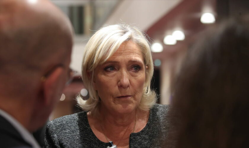 "Marine Le Pen empêchée pour la présidentielle 2027 ? Son avenir suspendu au procès des assistants européens