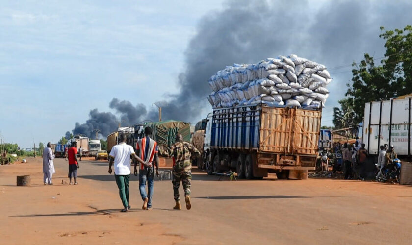 Al-Qaida, Wagner, junte militaire… Ce que l’on sait de l’attaque djihadiste au Mali