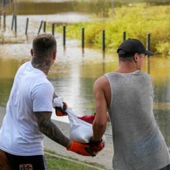 Hochwasser: Flutwelle erreicht Wrocław in Polen