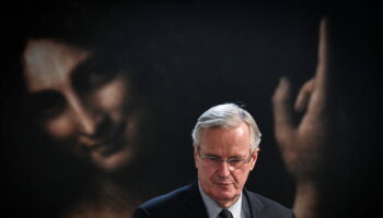 La démission de Michel Barnier, ultimatum stratégique ou point d'orgue de la crise politique ?