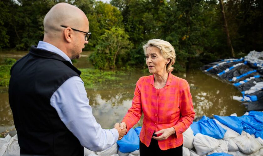 Hochwasser: Ursula von der Leyen sagt zehn Milliarden Euro für Hochwasserhilfe zu