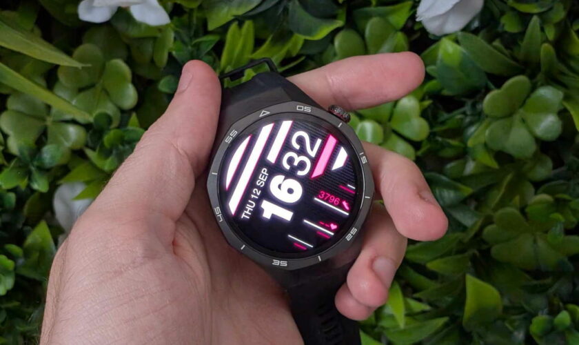 Prise en main de la Huawei Watch GT 5 Pro : une montre connectée performante et inépuisable