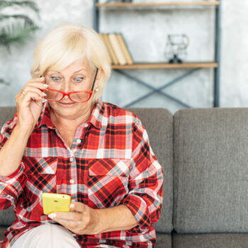 Les femmes "ne toucheront plus leur retraite" pendant plusieurs mois, voici pourquoi