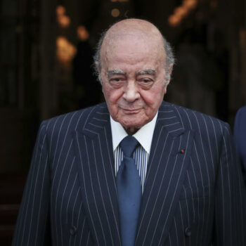 Violences sexuelles : 37 femmes accusent Mohamed al-Fayed, l'ex-propriétaire de Harrods